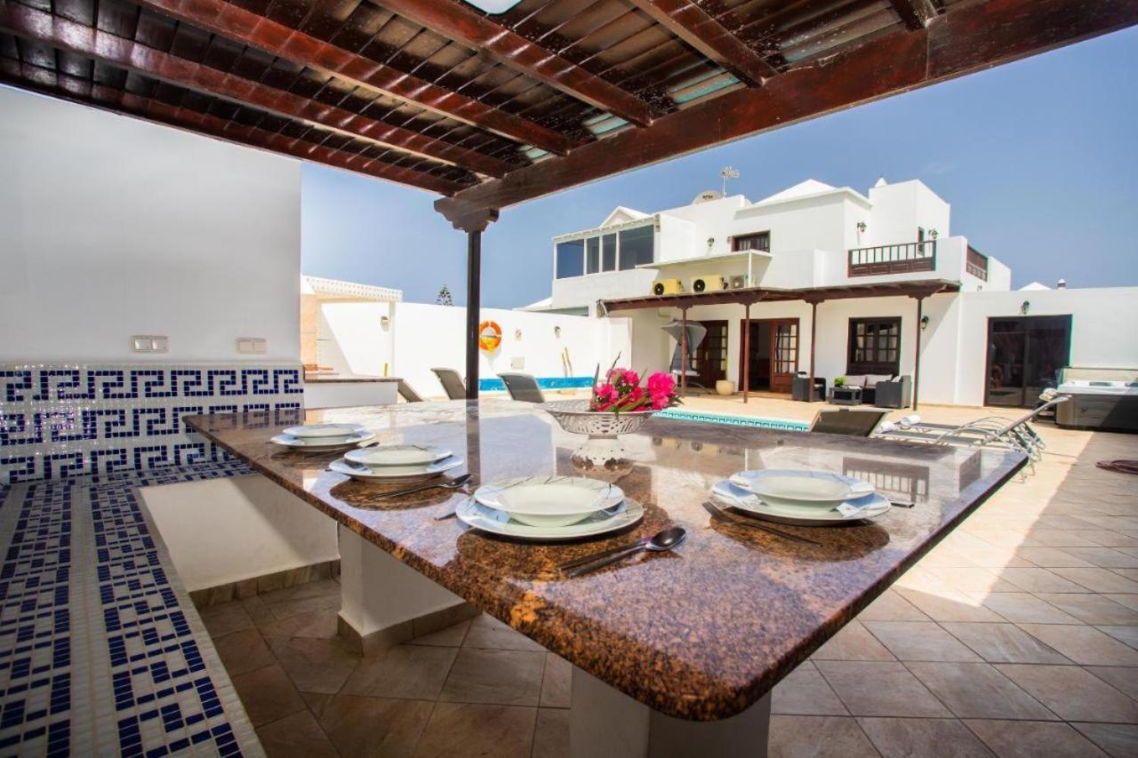 Villa Maday May ปลายาบลังกา ภายนอก รูปภาพ